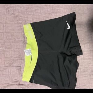 Nike pro